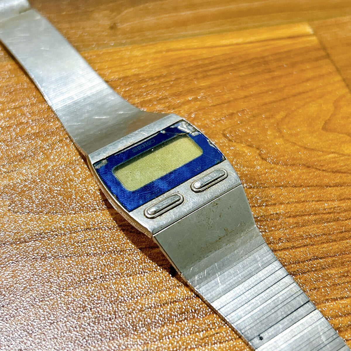 腕時計 SEIKO F231-4000 セイコー クォーツ 動作未確認_画像5