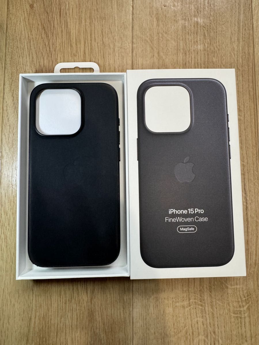 Apple iPhone 15 Pro MagSafe対応 ファインウーブンケース ブラック 純正品