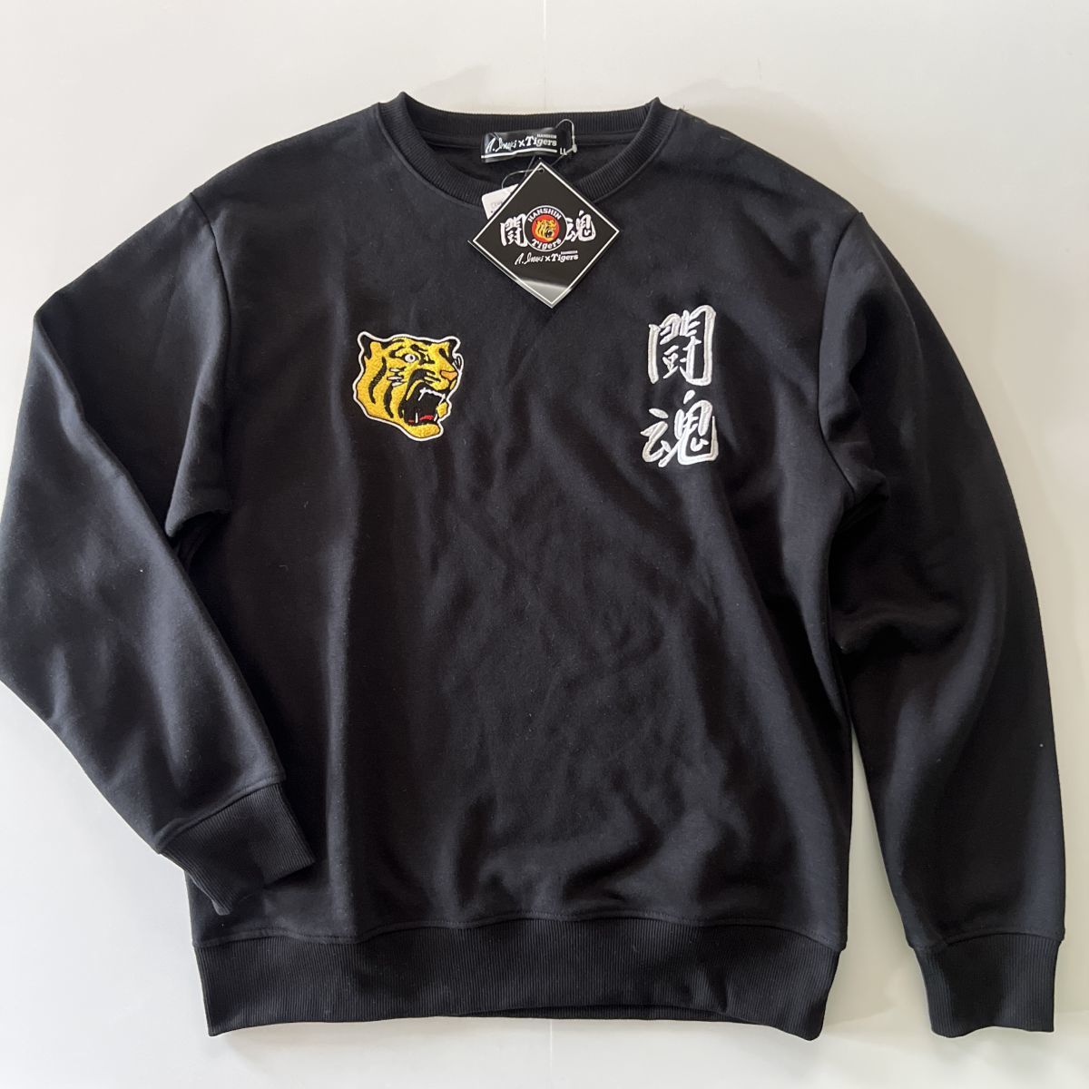 ★阪神 タイガース HANSHIN TIGERS 新品 メンズ スウェット トレーナー ジャケット 黒 Mサイズ [74235490-06-M]一 二 壱★QWER_画像1