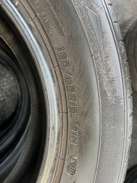 195/65R15 DUNLOP ENASAVE RV505　2021年製　4本　20,000円　京都から_画像6