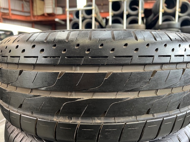 225/55R17 BRIDGESTONE LUFT RVII　2021年製　4本　31,000円　京都から