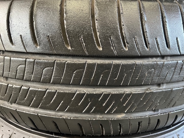 215/60R17 DUNLOP ENASAVE RV505　2022年製　4本　25000円　京都から_画像3