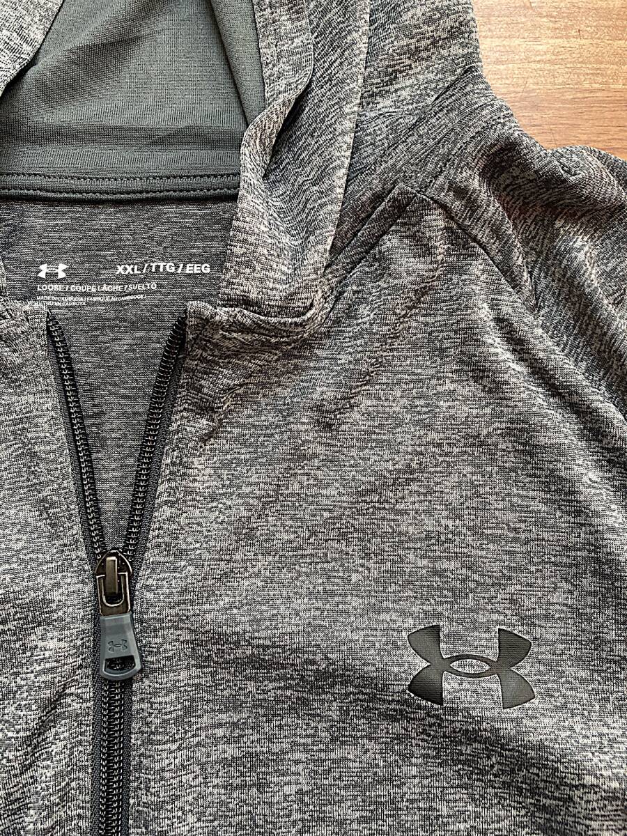 美品 送料185円 大きい XXLサイズ アンダーアーマー UNDER ARMOUR トレーニング フルジップ パーカー グレー 野球 スポーツ ジム吸汗速乾_画像4