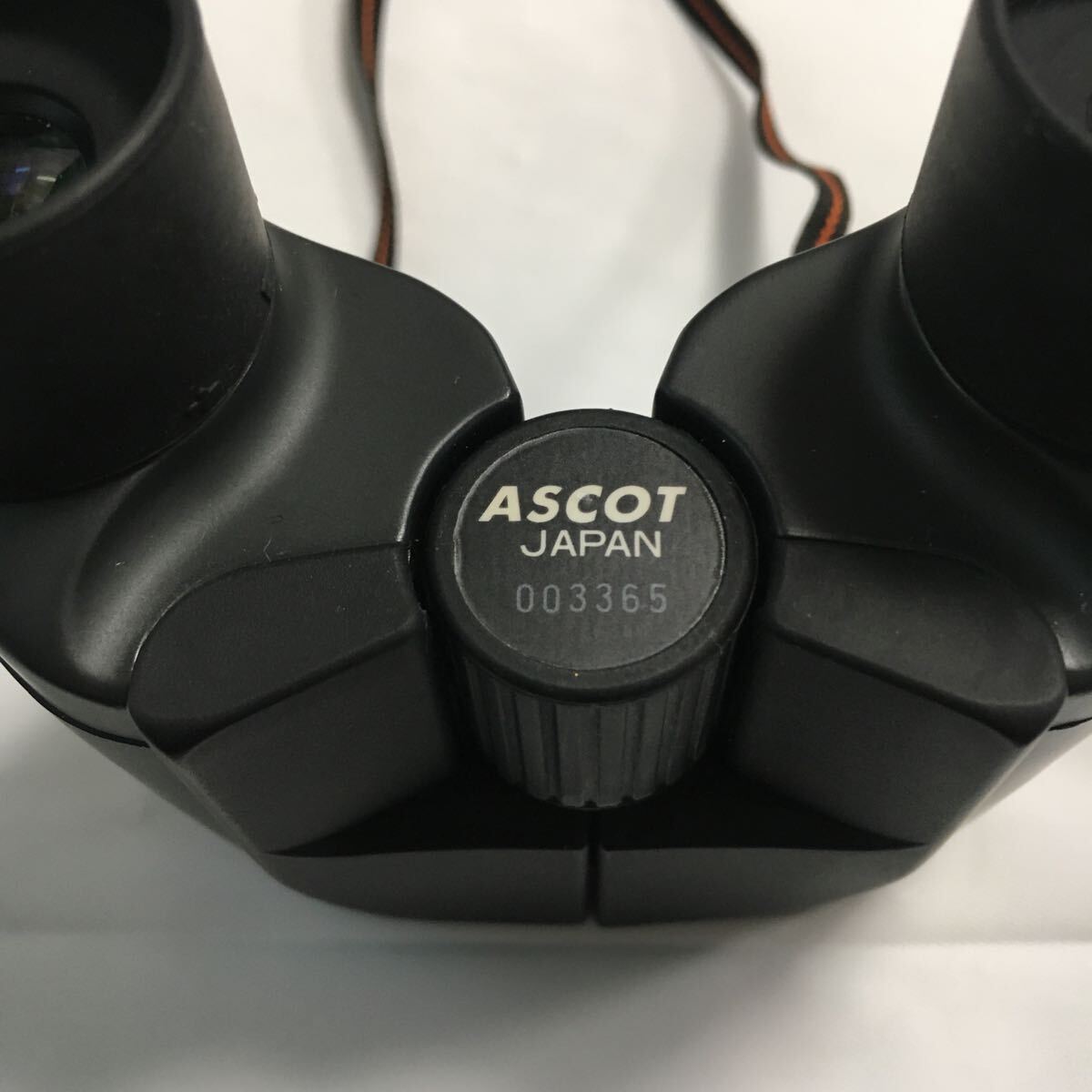 美品 Vixen ASCOT ビクセン 双眼鏡 10X23 5.0° 紐付き 収納ケース付き_画像6