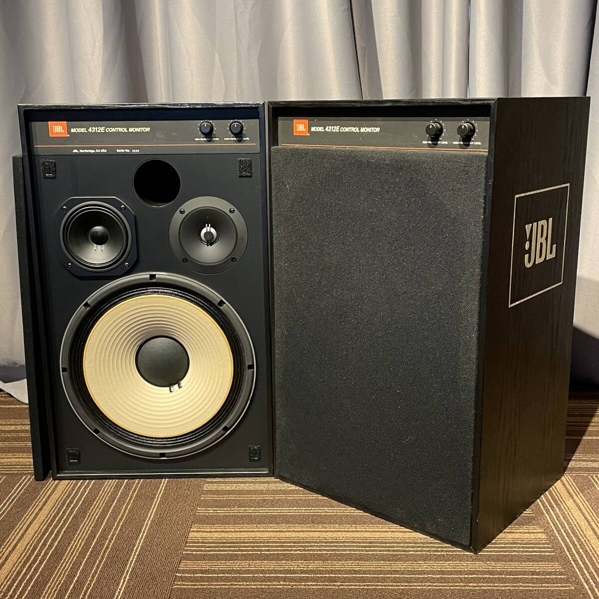 札幌発 JBL スピーカー 4312E BK ペア CONTROL MONITOR 24C 北2_画像1