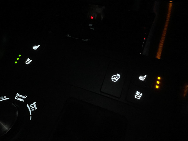 ★☆LEXUS レクサス IS RC 純正 シートベンチレーション、シートヒーター、ステアリングヒータースイッチ LED打ち替え済み基板☆★_画像5