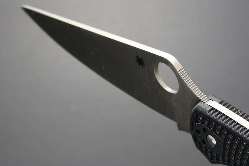 アウトドアナイフ 日本製 C07PBK4 Spyderco ポリス4 VG-10 ブラック 直刃 釣り 魚 活け締め フィッシング アウトドア サバイバルナイフ_画像6