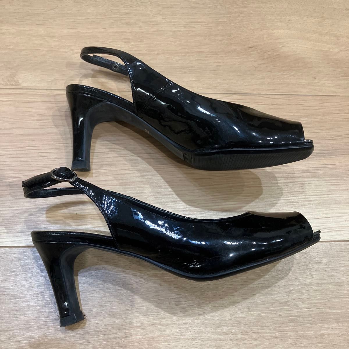 リズラフィーネ レディース パンプス - 黒(22EE) 飾りつき リズラフィーネ レディース パンプス - 黒(22EE) 飾りつき