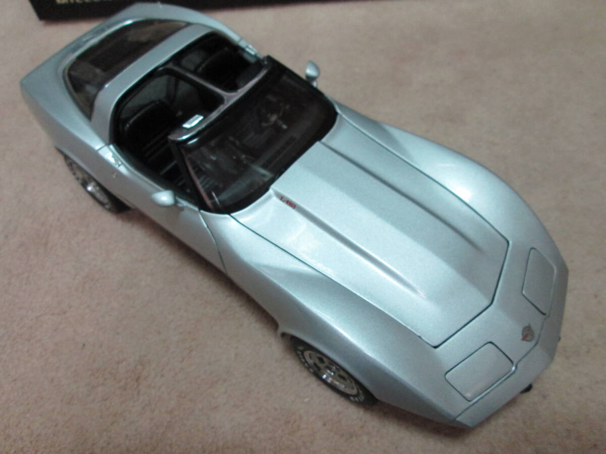 1/18 「CHEVROLET CORVETTE C３型」1978年！！ 「AUTOart Classic Collection」 の画像10