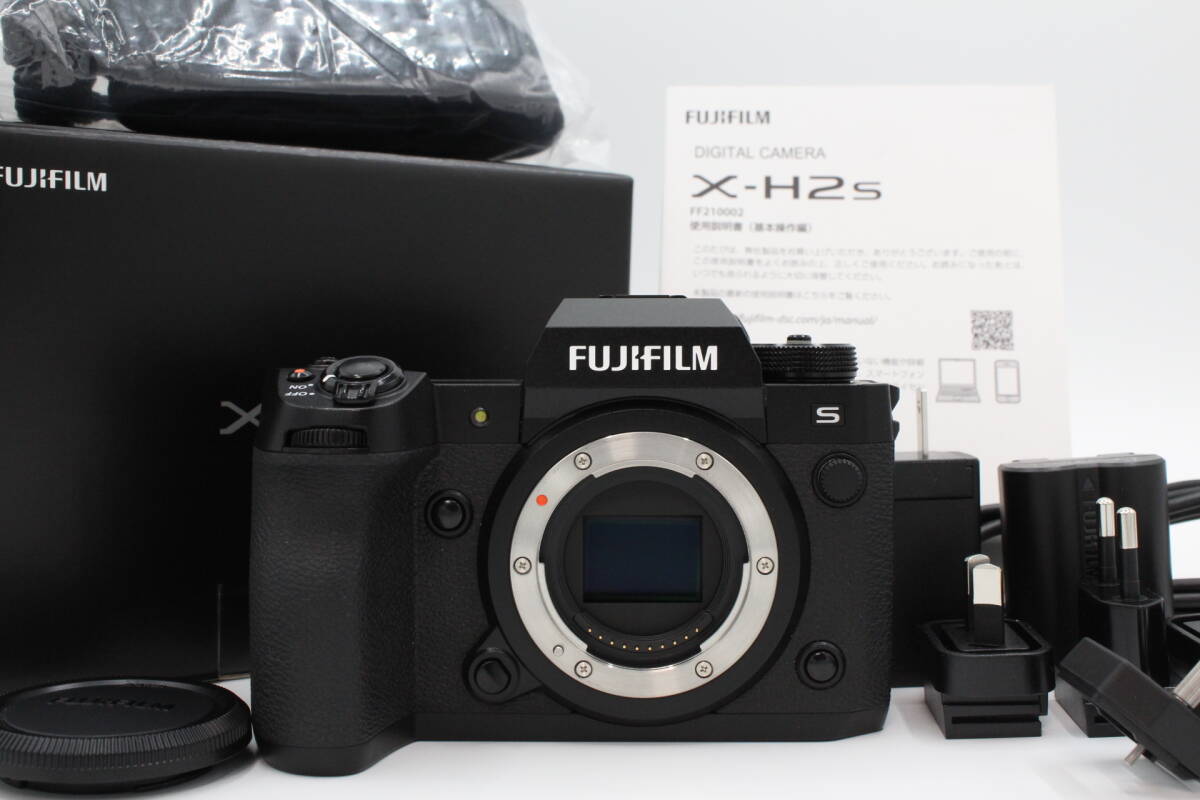 ＜＜シャッター数12,136回！！＞＞【美品】FUJIFILM 富士フイルム X ミラーレス一眼デジタルカメラ X-H2S ボディ ブラック #LE2024115