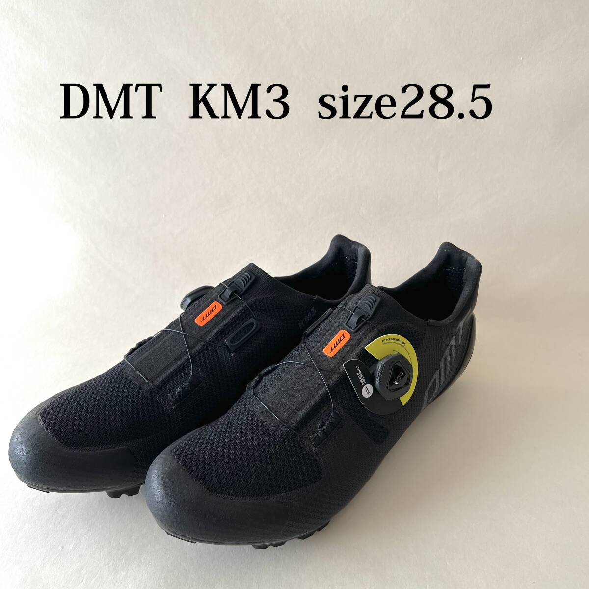 【在庫一掃SALE品】新品 DMT KM3 ブラック/ブラック サイズ43.5(28.5㎝） MTB シューズ【送料無料】