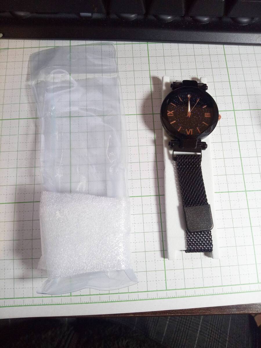 腕時計 アナログ 黒 ブラック 磁気バングル レディース クオーツタイプ アクセサリー カジュアル シンプル 簡単装着の画像2