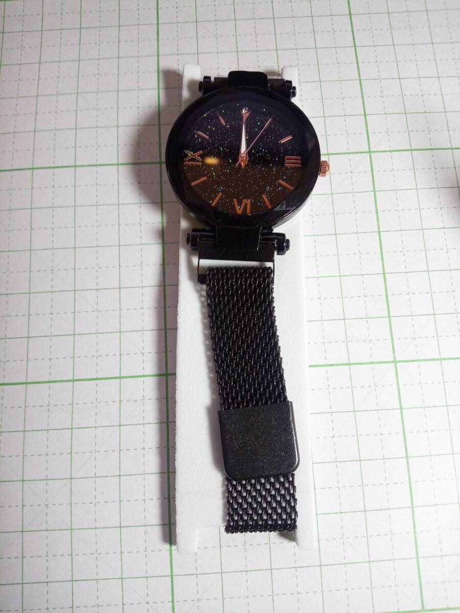 腕時計 アナログ 黒 ブラック 磁気バングル レディース クオーツタイプ アクセサリー カジュアル シンプル 簡単装着_画像3