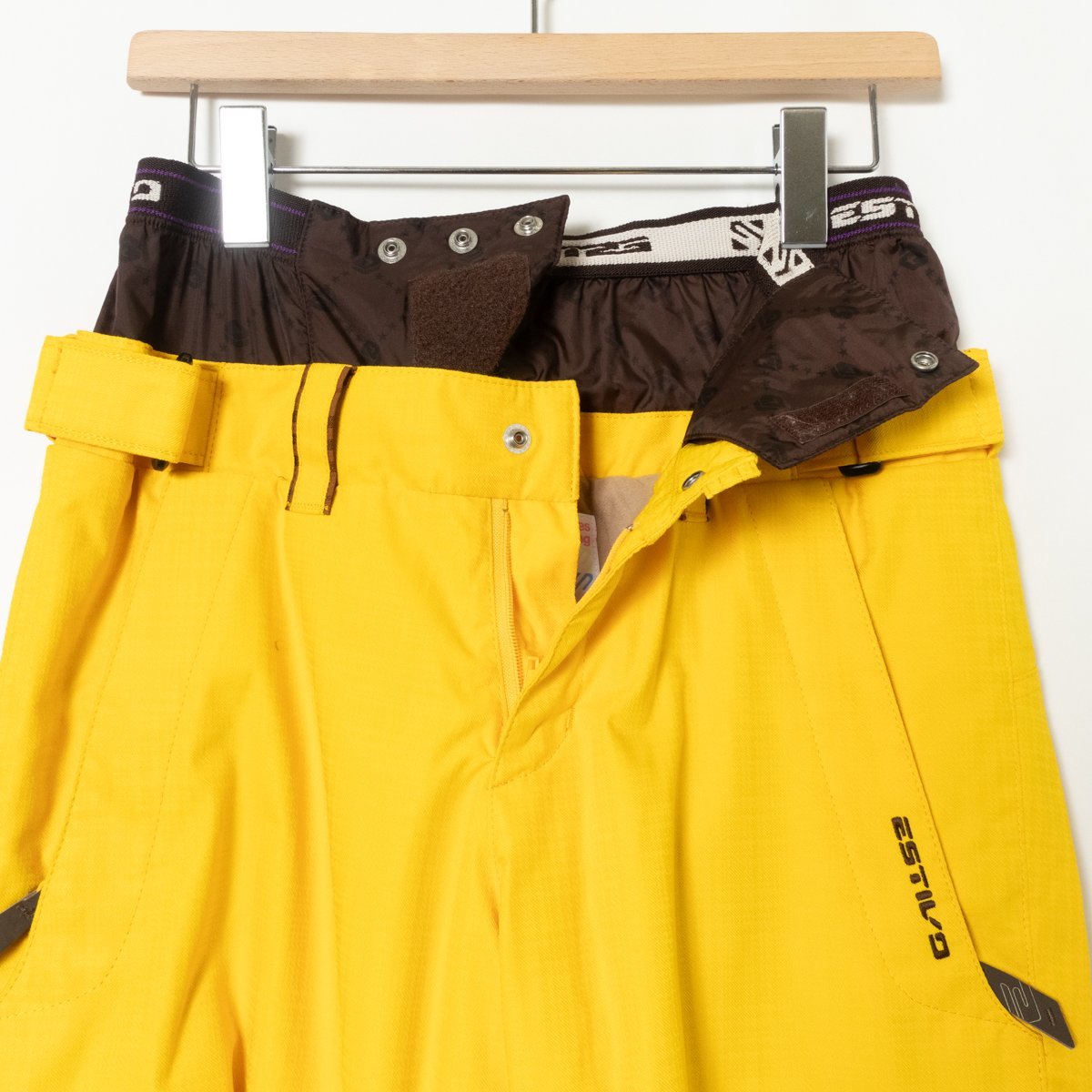 ESTIVO エスティボ セットアップ 上下セット スノボウェア 中綿 ジャケット パンツ アウター ボトムス Mサイズ ポリエステル100% 紫 黄色_画像6