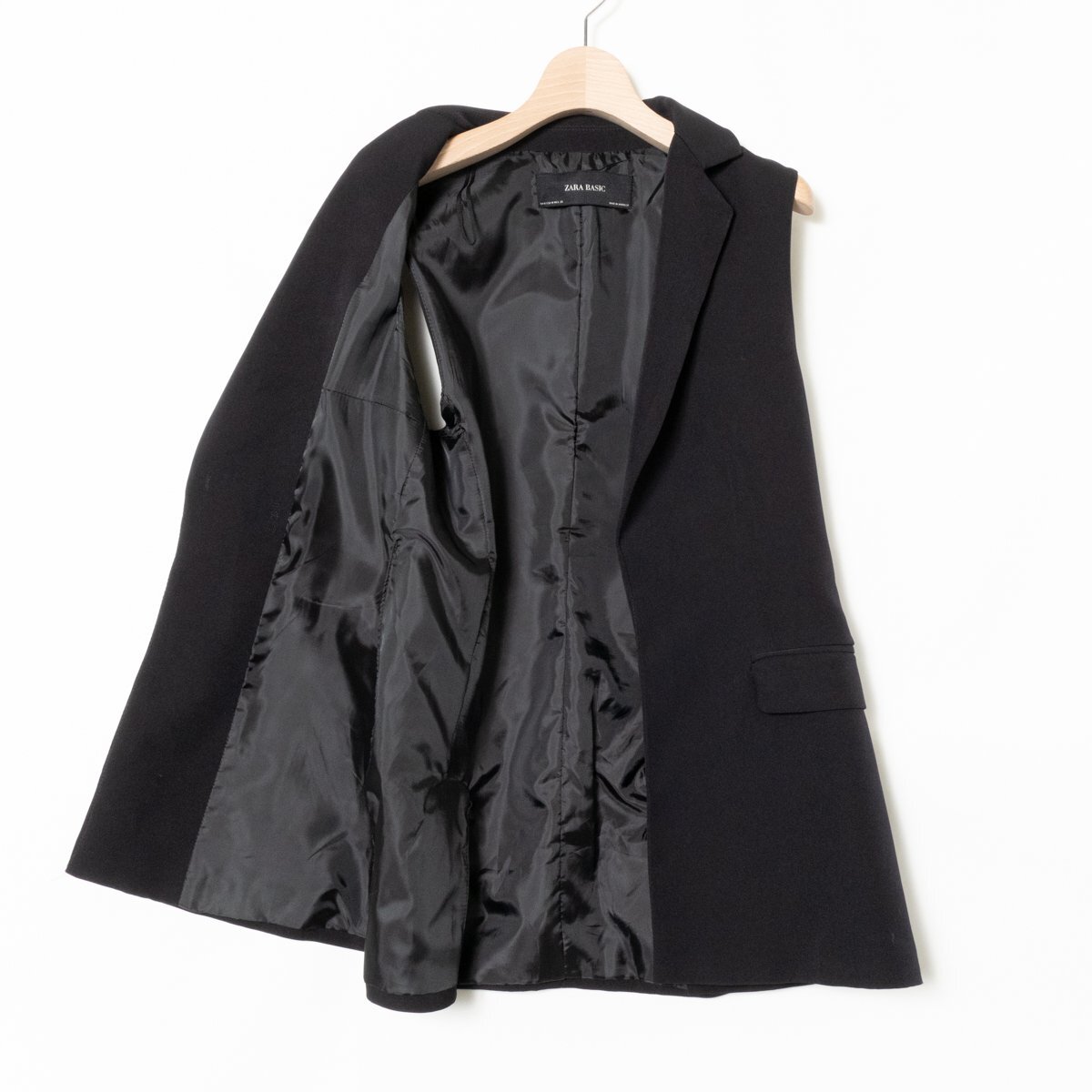 ZARA BASIC ザラ ベーシック ジレ ジャケット 上着 羽織 無地 Mサイズ ポリエステル100% ブラック 黒 綺麗め モード カジュアル_画像5