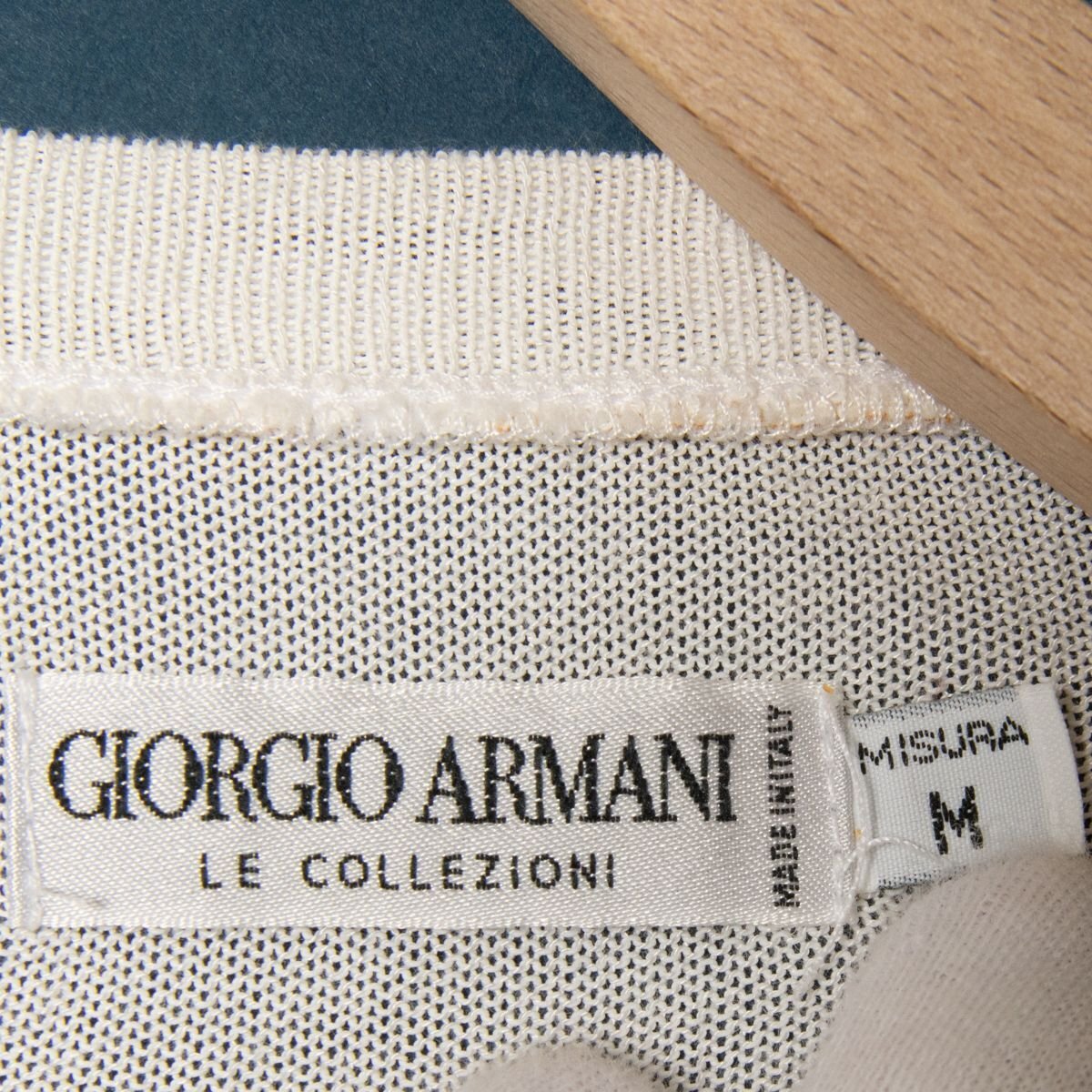 【1円スタート】メール便○ GIORGIO ARMANI ジョルジオアルマーニ クルーネック半袖ニット レーヨン シンプル 春夏 オフ白 M イタリア製_画像6