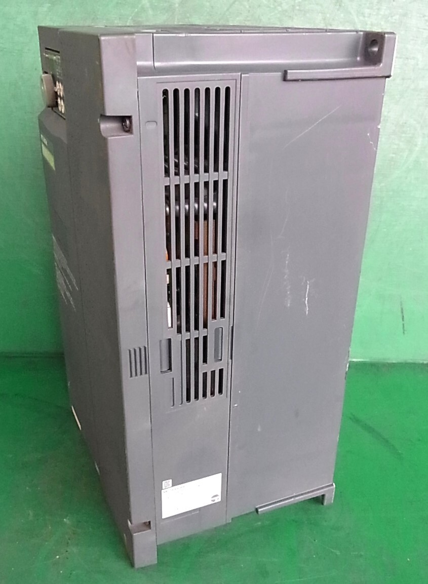 ま三菱電機インバータ F700 FR-F720P-30K 30KW 三相200V 機械 ま三菱電機インバータ F700 FR-F720P-30K 30KW 三相200V 機械