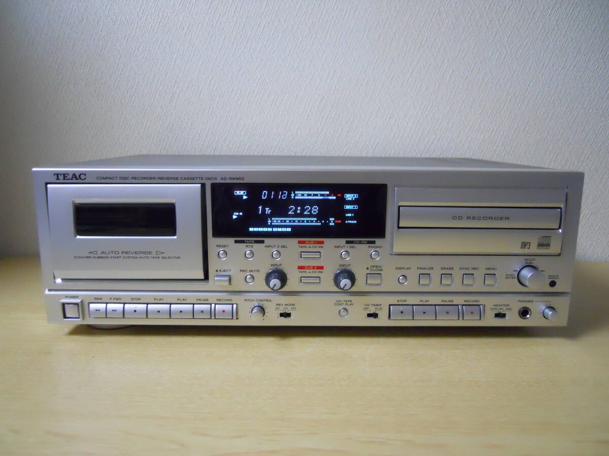 ★TEAC★ ティアック カセット/CDレコーダー AD-RW950 / 2016年製 / 動作品・美品 / 新品ピンチローラー・メンテ済 / リモコン、取説 付属_画像2