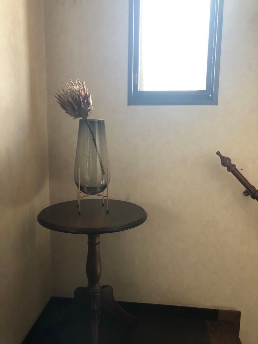 [入荷しました] drop glass flower vase / スモークガラス　モダン インテリア フラワーベース 花瓶 花器