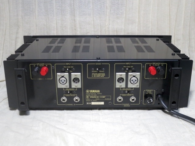 YAMAHA 業務用パワーアンプ PC-1002 動作品 高音質 自然空冷 美品 ヤマハ アナログ NS-10Mに_画像7