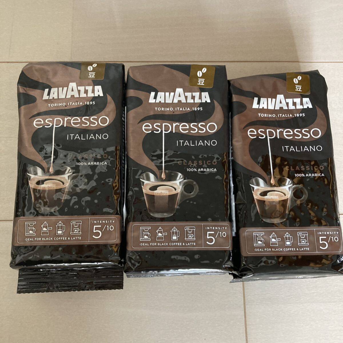 LAVAZZA espresso エスプレッソ　 250gx3袋　コーヒー豆_画像1