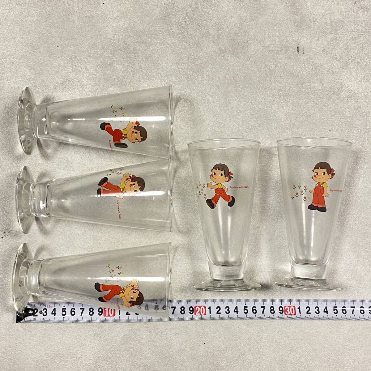 【FZ240615】 ペコちゃん 皿 コップ セット ぺこちゃん ガラス 5枚 昭和レトロの画像6