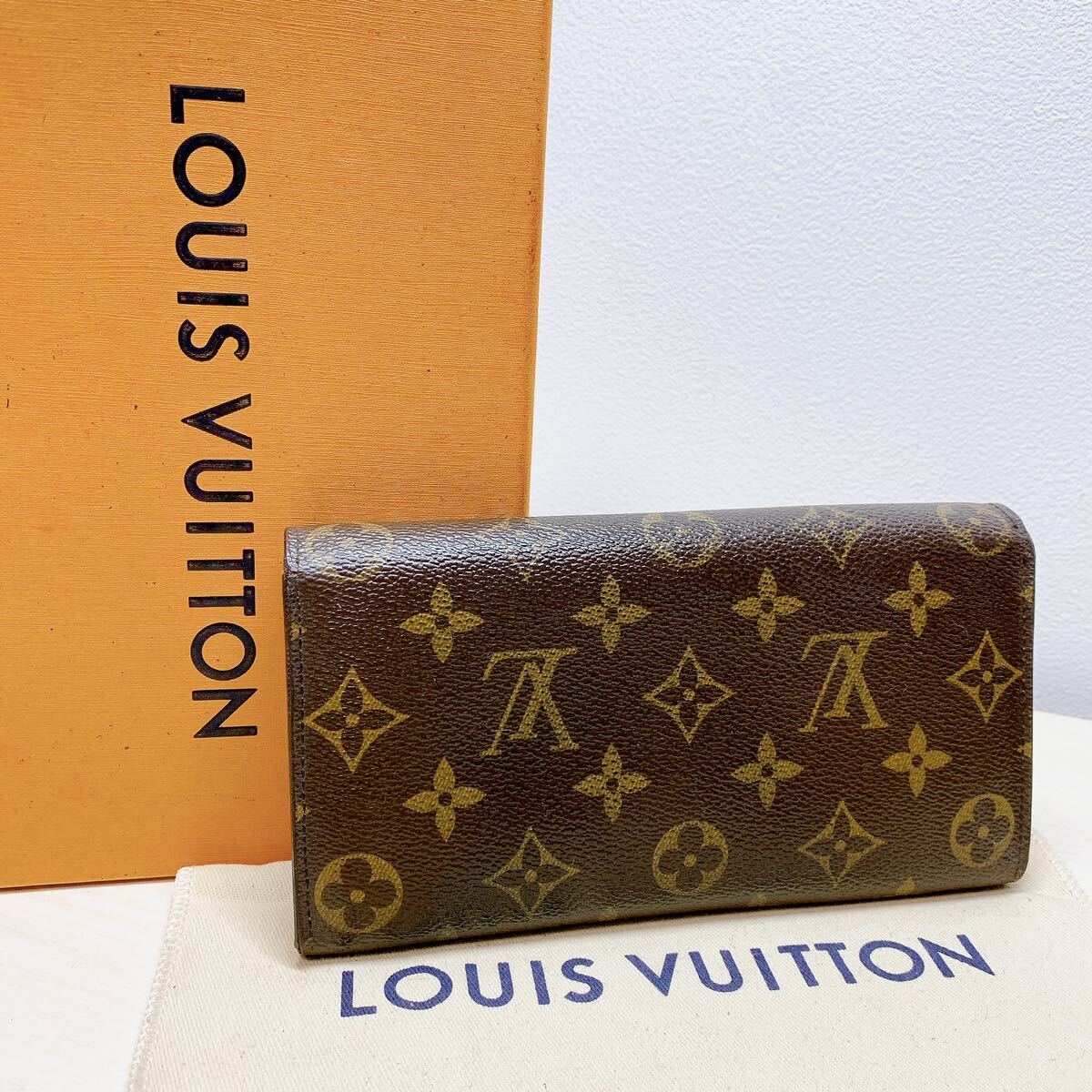 A047【美品】LOUIS VUITTON ルイヴィトン モノグラム ポルトフォイユ サラ二つ折り財布 長財布 ウォレット M61734/SP0097_画像2