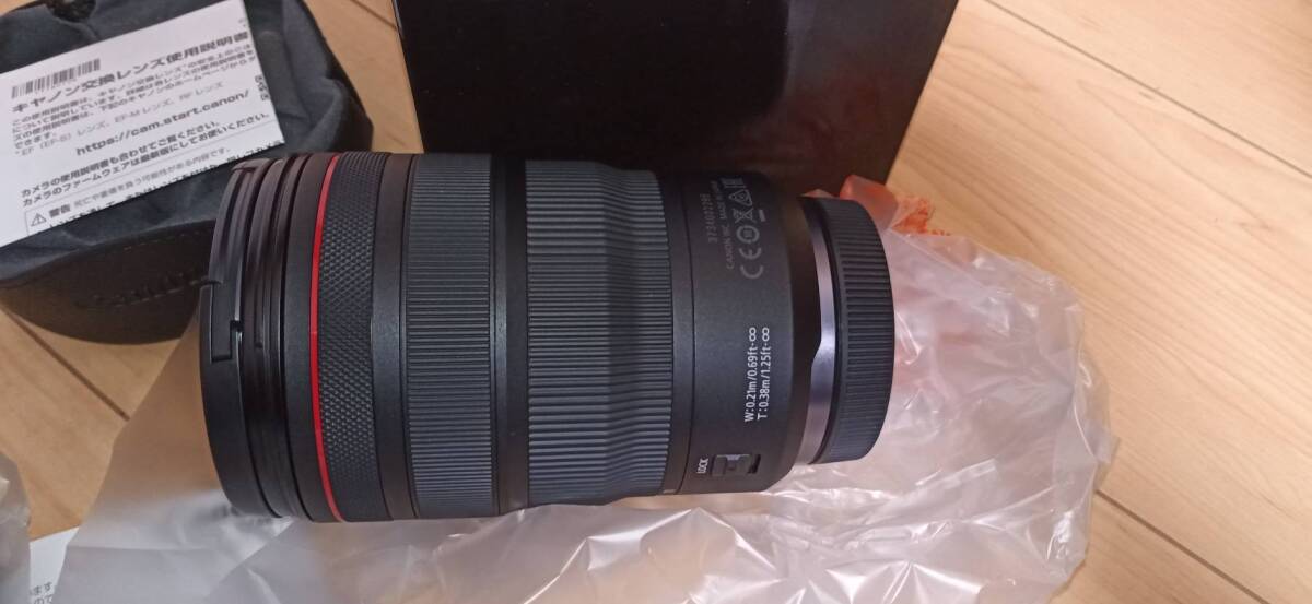 キャノンレンズ　　新品未使用！　RF24-70mm F2.8 L IS USM RF24-70F2.8LIS_画像3