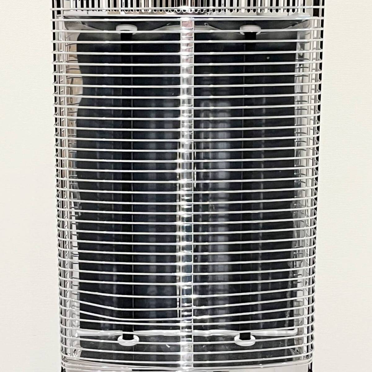 甲MJ17468 クリーニング 動作確認済 2015年製 首振り機能付 ダイキン DAIKIN 遠赤外線暖房機 ERFT11SS-T セラムヒート 暖房器具の画像3