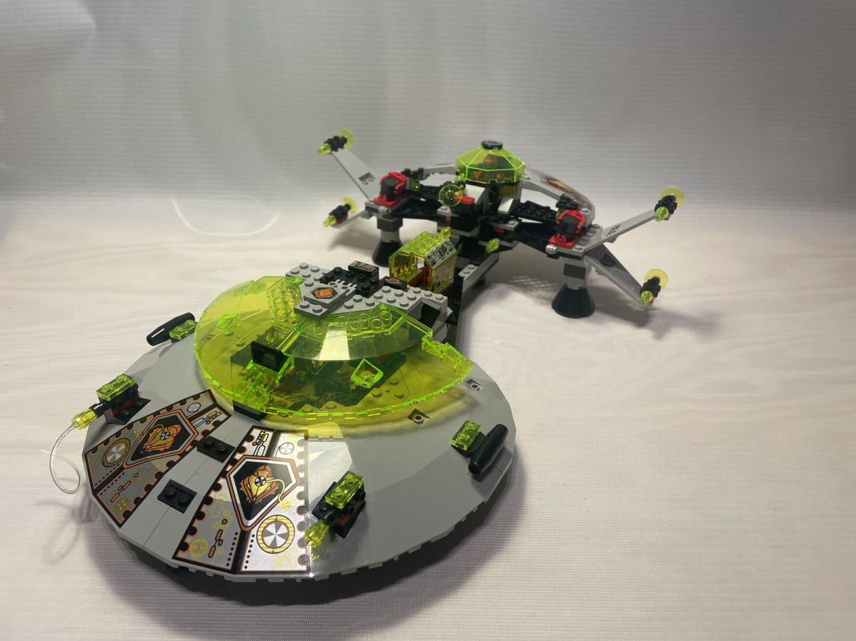 レゴ LEGOスペース 6979 デモスマザーシップ　ミニフィグ 宇宙　スペース　UFO_画像1