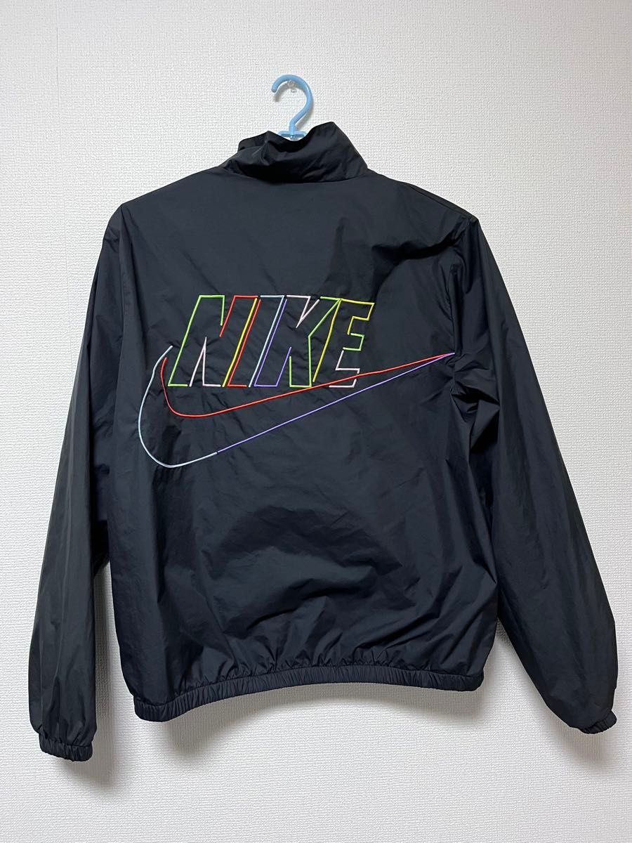 NIKE ナイキ ナイロンジャケット レインボー刺繍ロゴ ブラック NIKE ナイキ ナイロンジャケット レインボー刺繍ロゴ ブラック