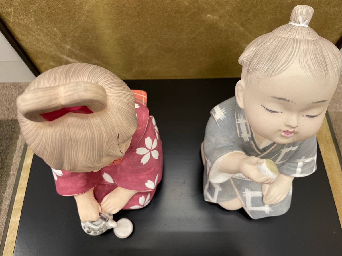S4560 博多人形 日本人形 お茶くみ 男の子 女の子 童子 童女 S4560 博多人形 日本人形 お茶くみ 男の子 女の子 童子 童女