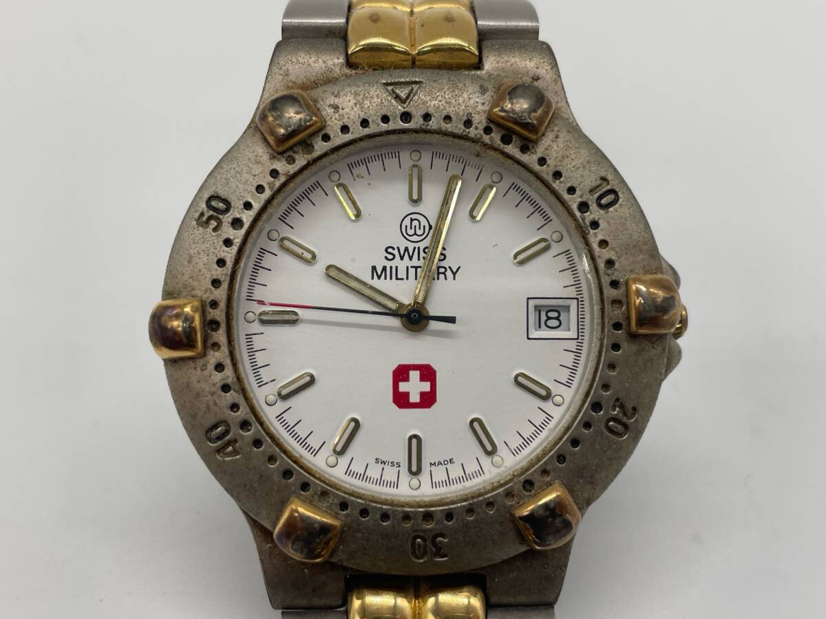 S4584D SWISS MILITARY スイス ミリタリー WATER RESISTANT 5ATM メンズ 腕時計 アナログ クォーツ デイト 時計 ゴールドカラー 白文字盤の画像2