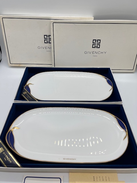 Yahoo!オークション - K646 GIVENCHY ジバンシィ サンドイッチ Yahoo!オークション - K646 GIVENCHY ジバンシィ サンドイッチ