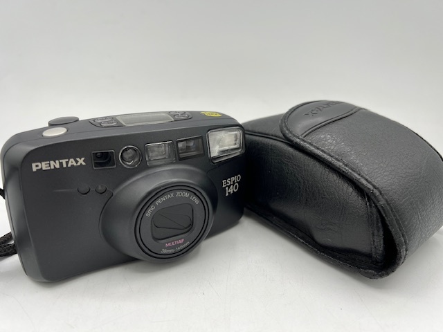 N34883 PENTAX ESPIO140 ペンタックス エスピオ140 フィルムカメラ コンパクトカメラ 38-114ｍｍ F4.1-10.2 望遠 3倍 ズームレンズ_画像1