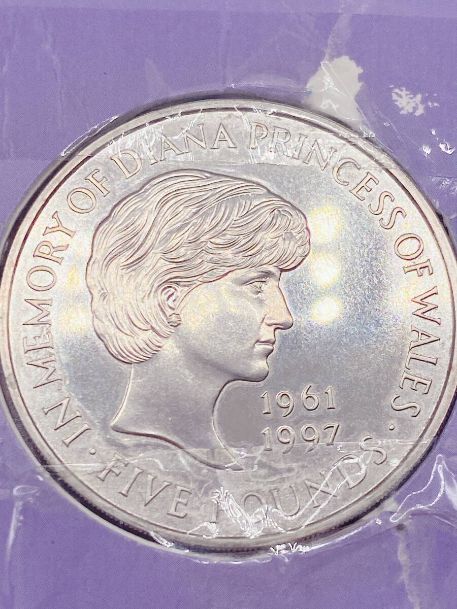 N35398 DIANA MEMORIAL COIN PRINCESS OF WALES FIVE POUNDS 1961-1997 ダイアナ メモリアルコイン アンティーク 外国コイン ダイアナ妃の画像5