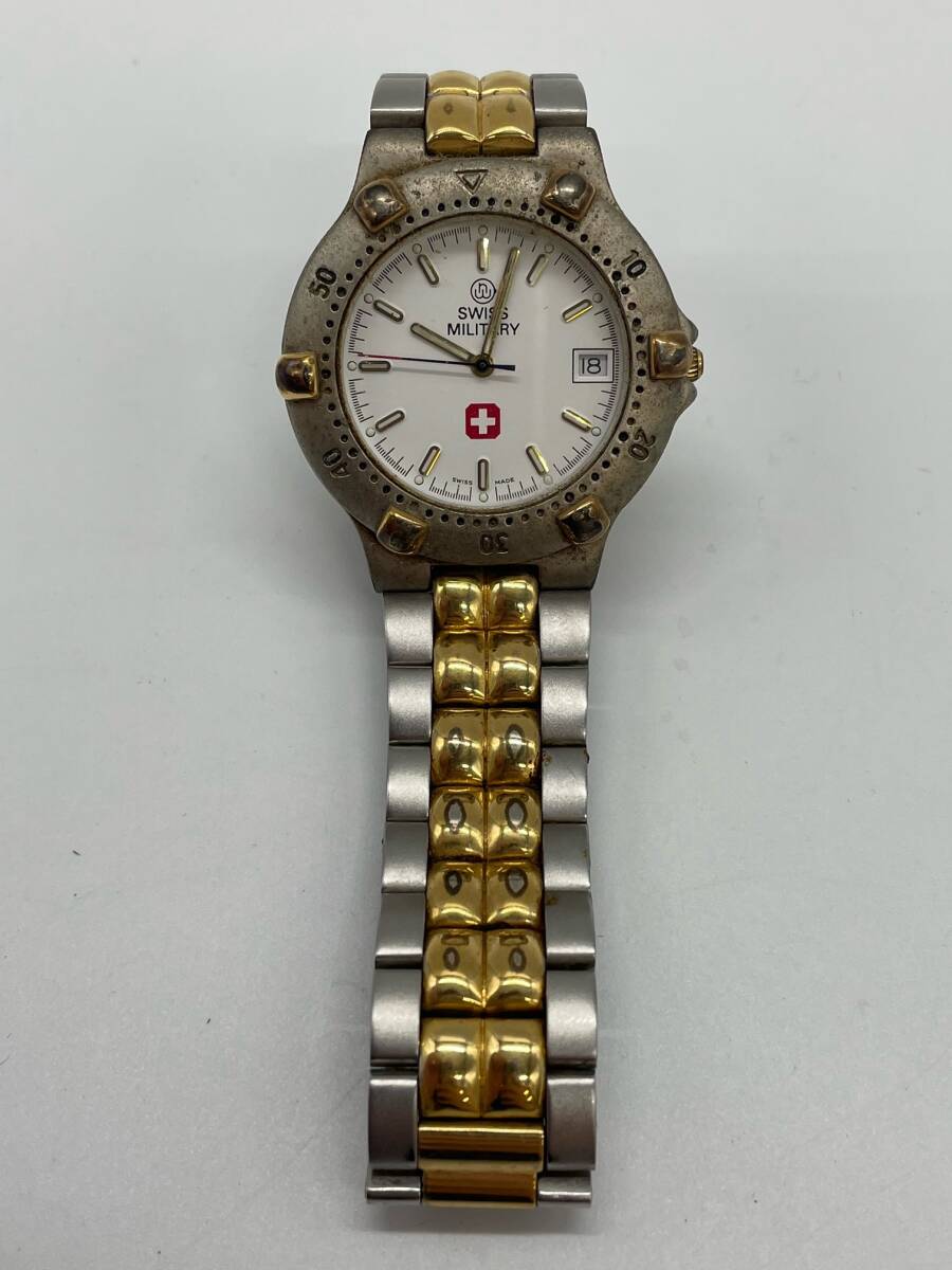 S4584D SWISS MILITARY スイス ミリタリー WATER RESISTANT 5ATM メンズ 腕時計 アナログ クォーツ デイト 時計 ゴールドカラー 白文字盤の画像3