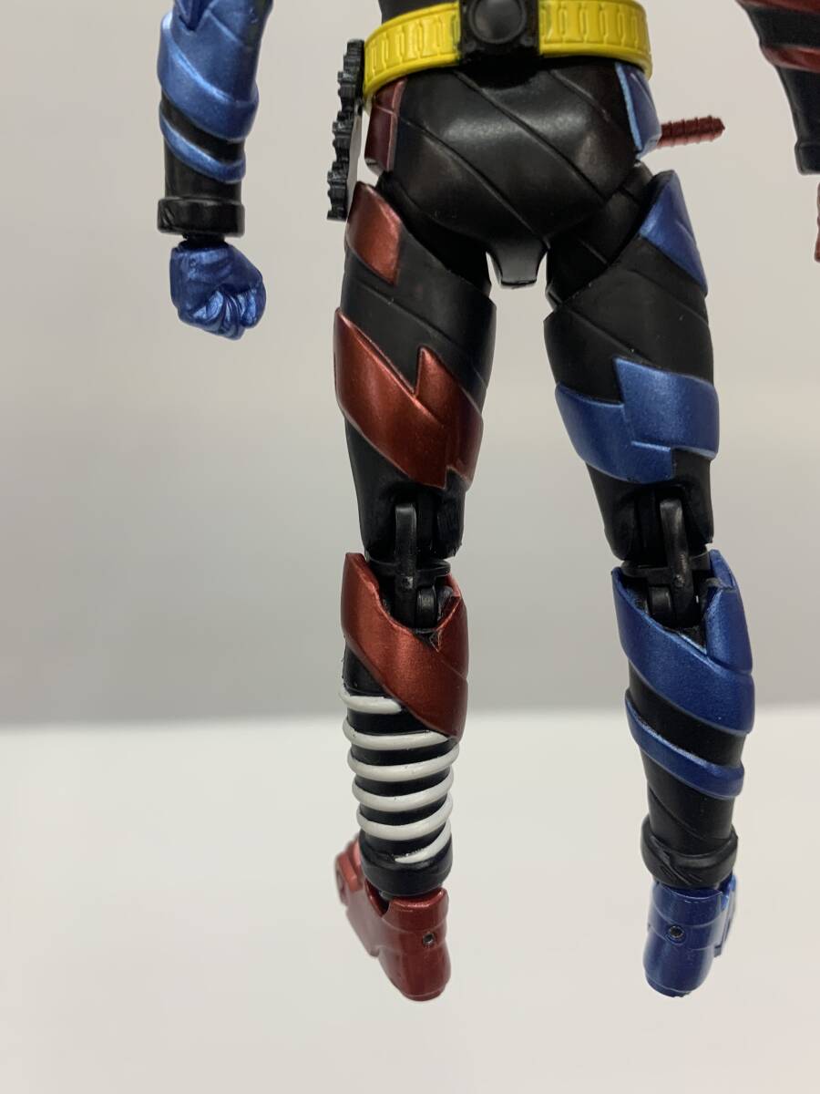 66-KT3970-60r S.H.Figuarts 仮面ライダービルド ラビットタンクフォーム 仮面ライダービルド_画像10