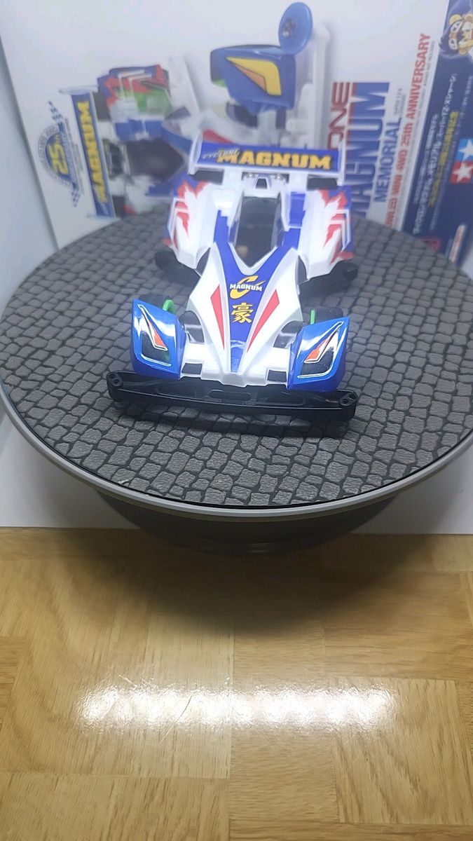 ミニ四駆・完成品】塗装済みボディ ガズーレーシングWRT／ヤリスWRC