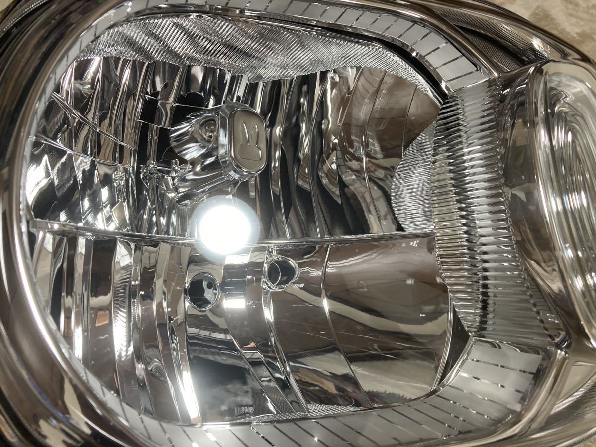スズキ ラパン HE22S 純正 右ヘッドライト HID 35120-85K12 スズキ ラパン HE22S 純正 右ヘッドライト HID 35120-85K12