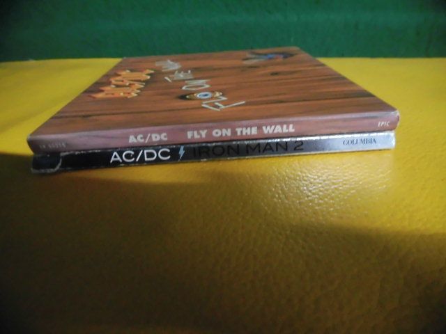 輸入盤CD　AC/DC Iron Man 2 ジャケ破れあり/　Fly on the Wall　冊子類なし_画像3