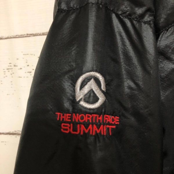 ノースフェイス THE NORTH FACE ダウンジャケット L ブラック アウトドア 刺繍ロゴ メンズ アウター SUMMIT SERIESの画像6