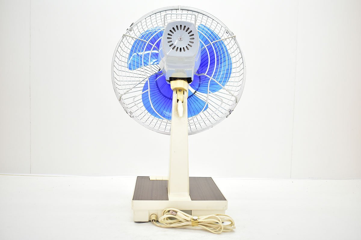 National F-30CH 30cm 3 sheets wings root electric fan wood grain [ National ][ swan ][.. Logo ][ELECTRIC FAN][ antique ][ Showa Retro ][ that time thing ]10M