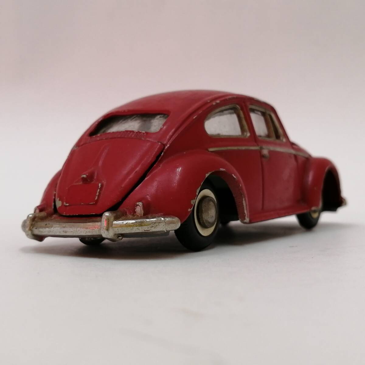 ○24031511　ミニカー　ヨネザワ　フォルクスワーゲン　赤　Volkswagen 1300　YONEZAWA TOYS　DIAPET NO.D-165　全長約10.3cm_画像6