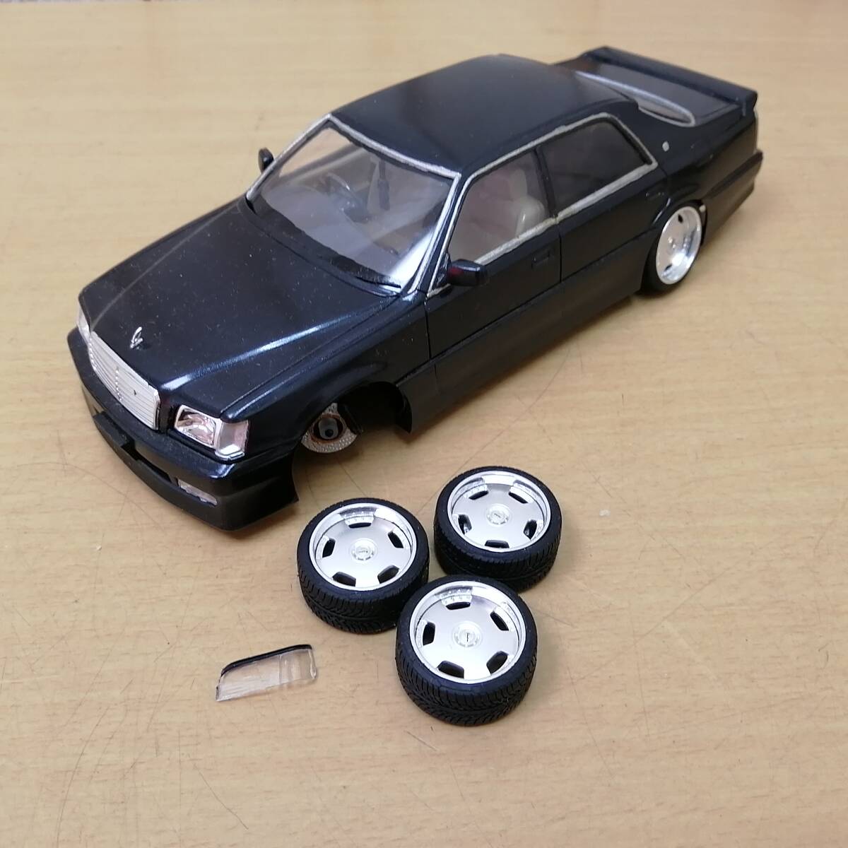 024032130 plastic model final product defect have Toyota Crown Majesta TOYOTA CROWN MAJESTA black total length approximately 21cm