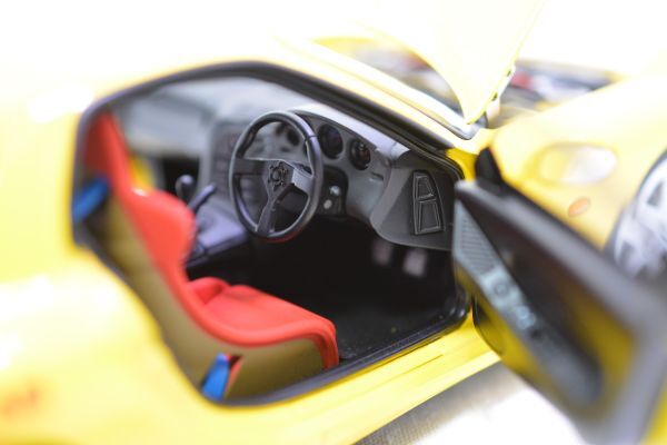 【美品】オートアート AUTOart 頭文字D 新劇場版 RX-7(FD3S) 高橋啓介モデルの画像6