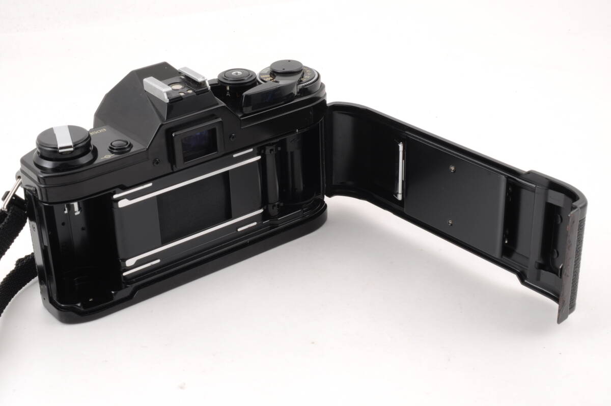 シャッター鳴き無し 動作品 キャノン Canon AE-1 ボディ 黒 ブラック MF 一眼レフ フィルムカメラ 管K6164_画像8