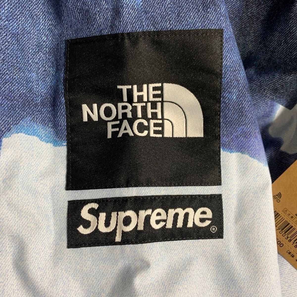 新品 Supreme The North Face Bleached Denim Print Mountain Jacket 