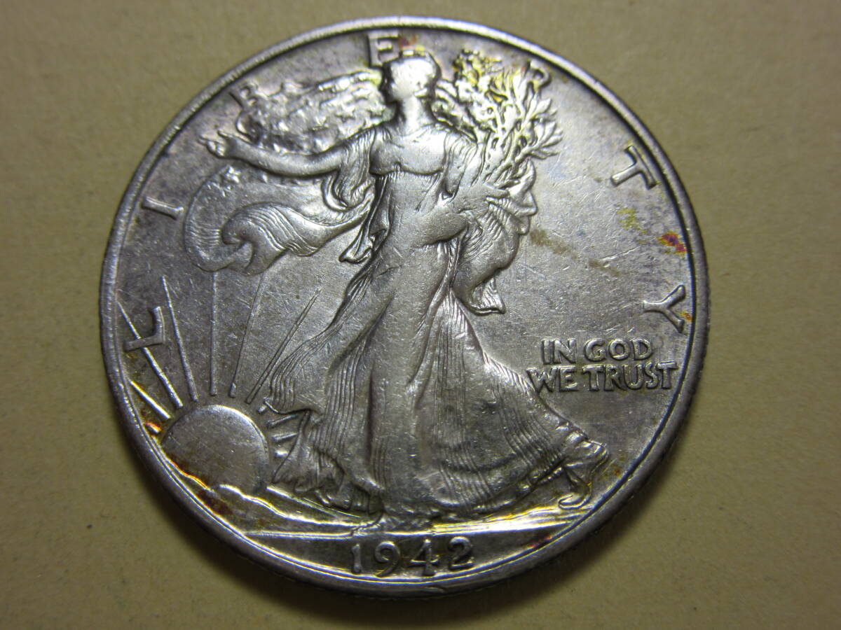 １２、アメリカ HALF DOLLAR銀貨 １９４２年 １２，５４ｇの画像3