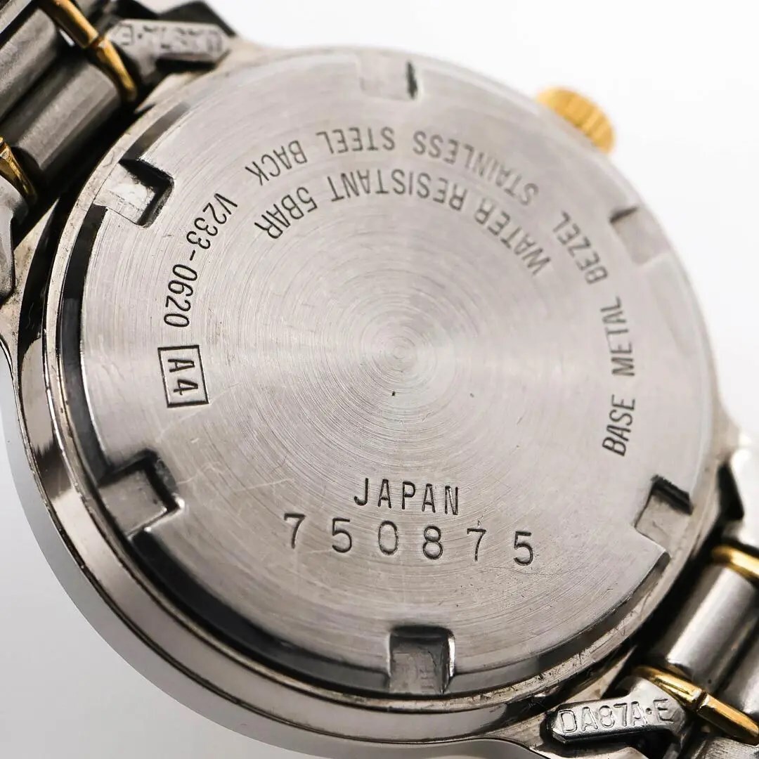 《美品》SEIKO ALBA 腕時計 ホワイトシルバー レディース クォーツ a